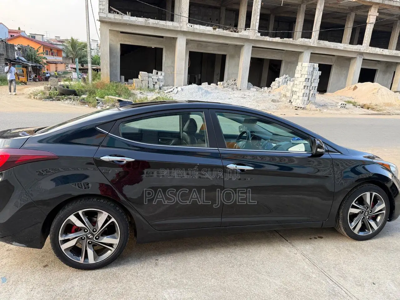 Hyundai Elantra Limited Sedan FWD (2.0L 4cyl 6A) 2017 Black