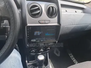 Renault Duster 2015 Black