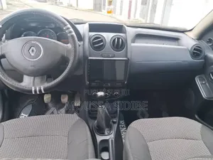 Renault Duster 2015 Black