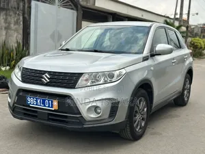 Suzuki Vitara 2021 Gris