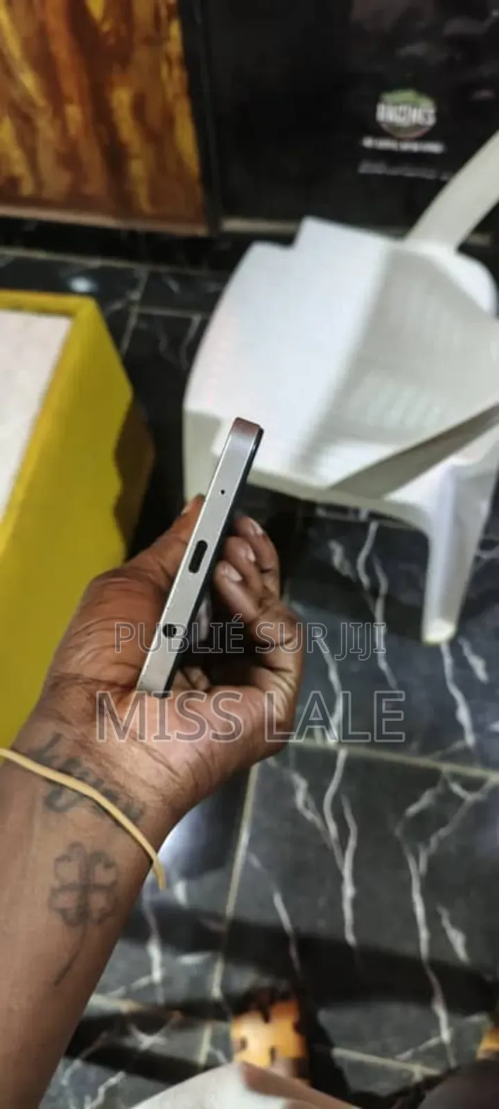 New Xiaomi Redmi A5 4G 128 GB Doré