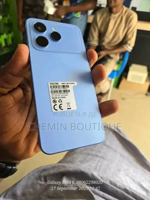 New Tecno Spark 40 256 GB Blue