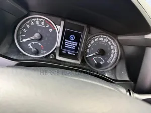 Toyota Tacoma 2022 Gris