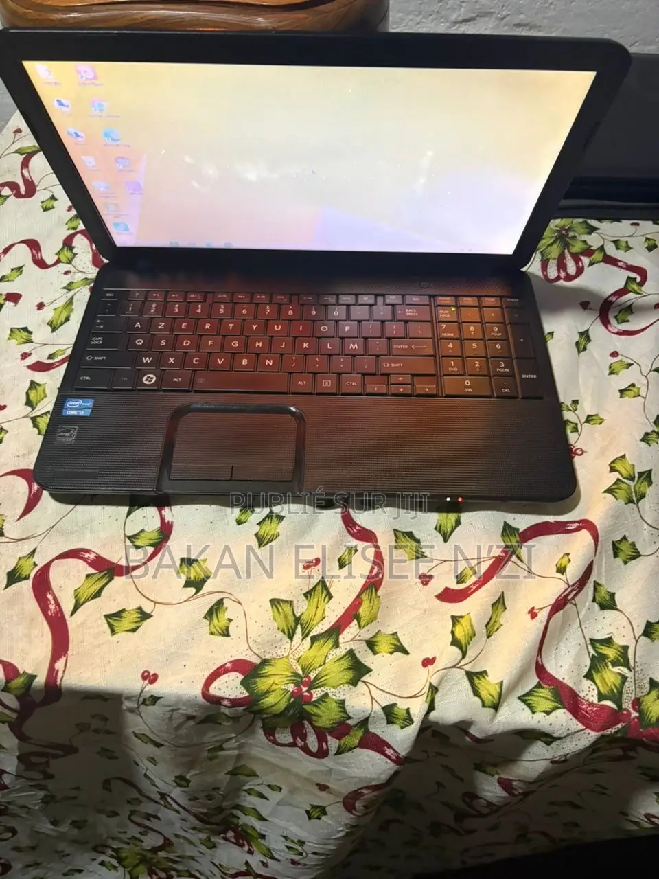 Ordinateur Portable Toshiba 4GB Intel Core I3 SSD 500GB