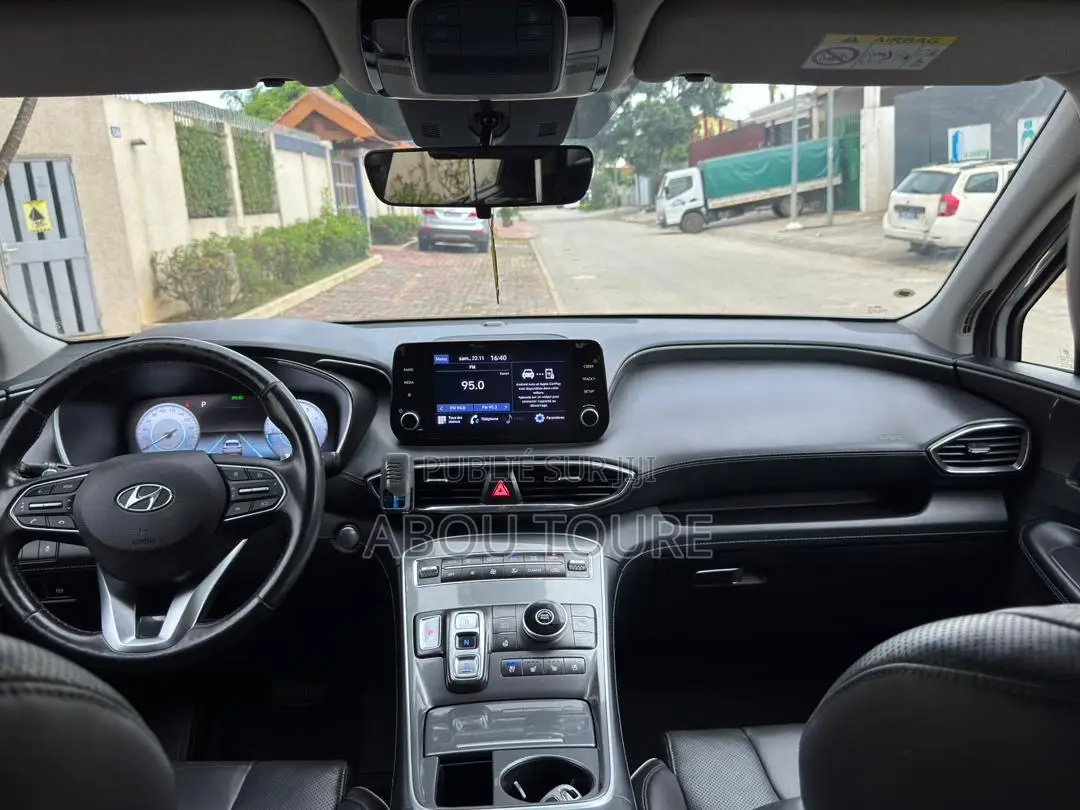 Hyundai Santa Fe 2022 Gris