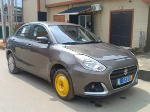 Suzuki Dzire 2022 Argenté