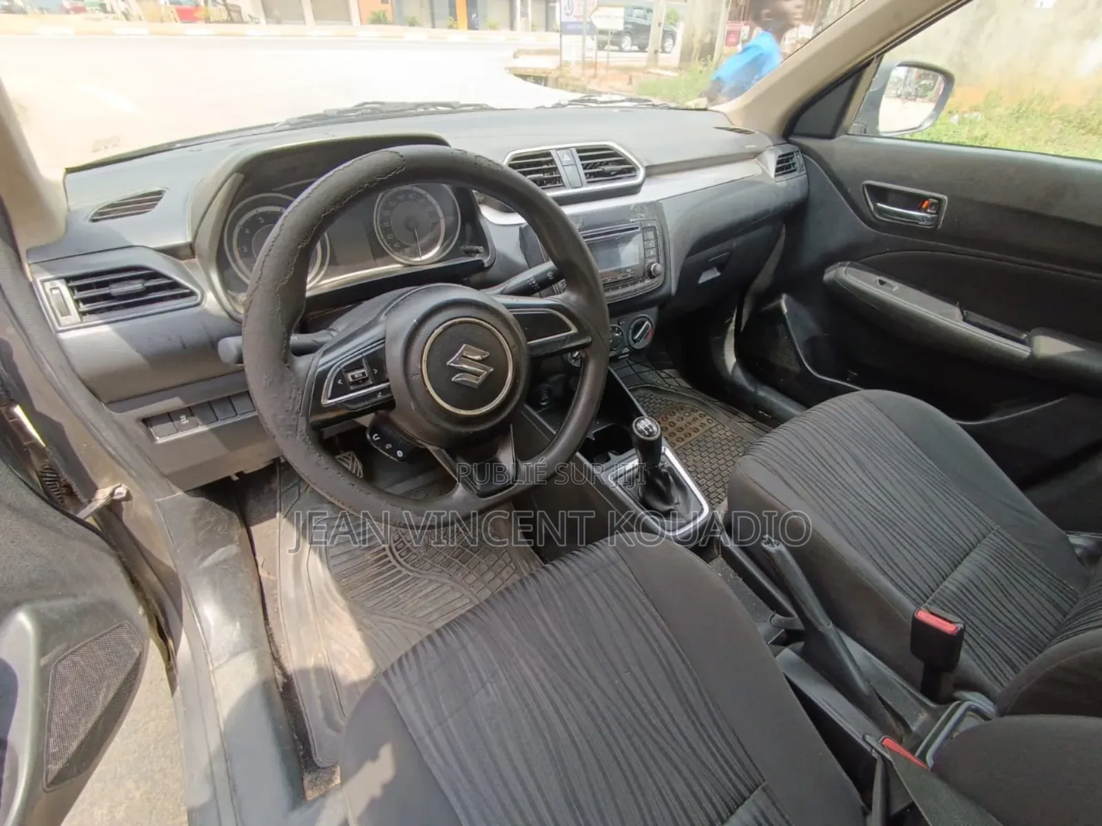 Suzuki Dzire 2022 Argenté