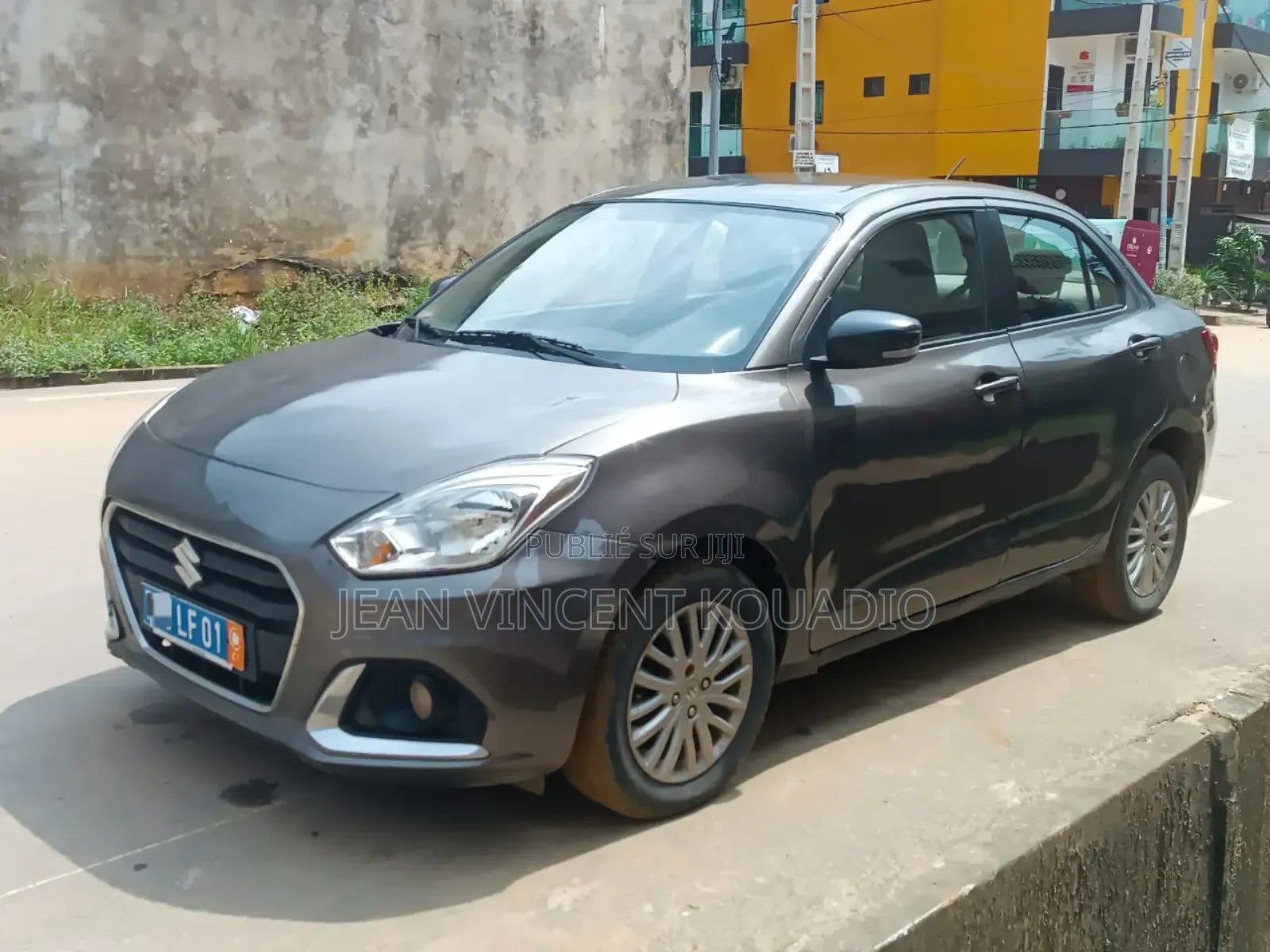 Suzuki Dzire 2022 Argenté