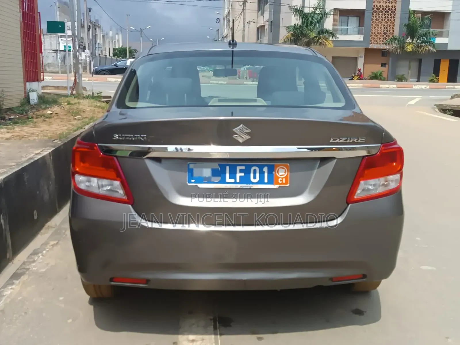 Suzuki Dzire 2022 Argenté