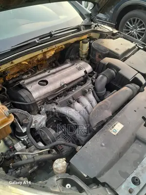 Peugeot 407 2018 Gris