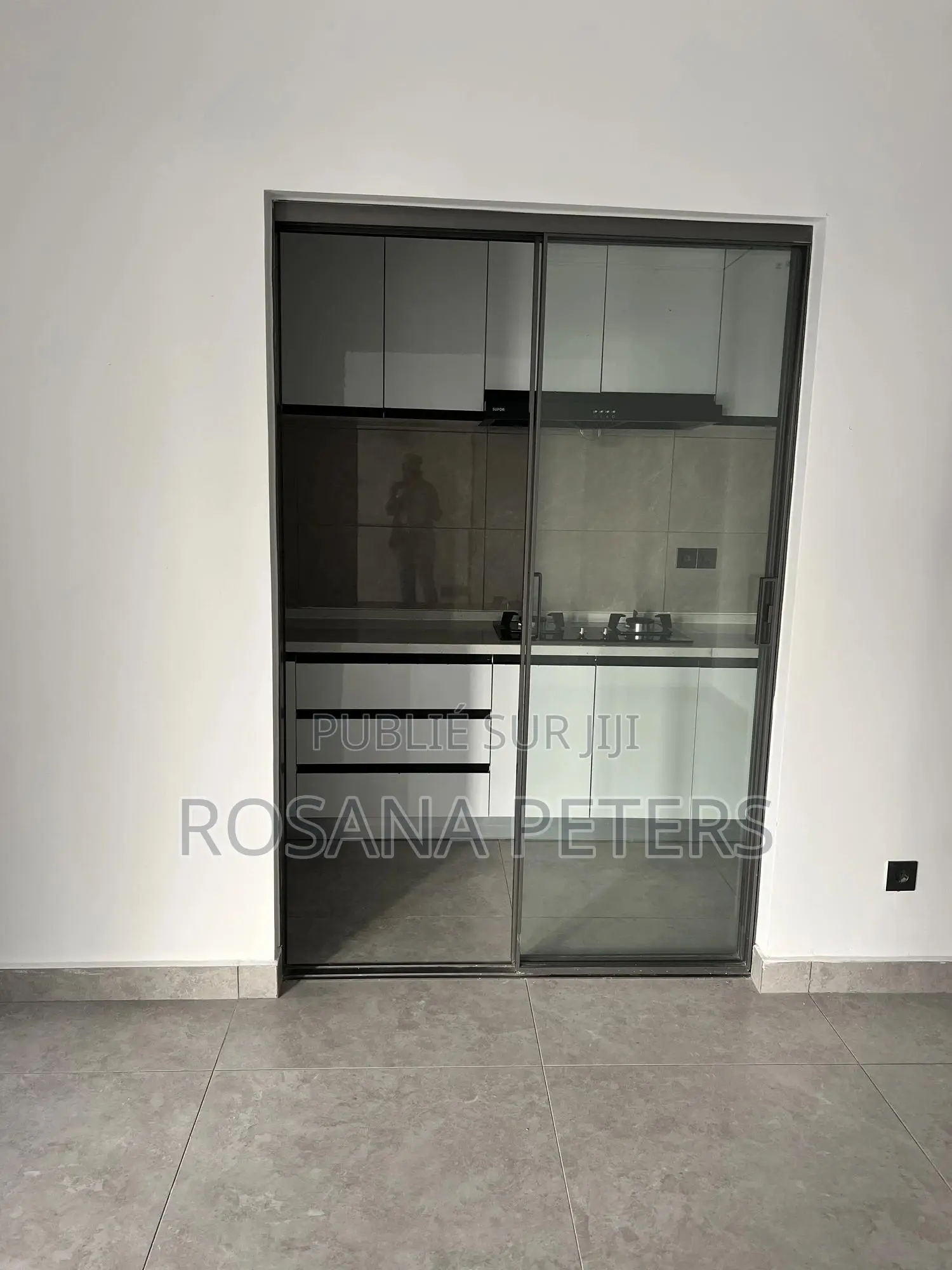 Appartements 2 Pièces en Zone 4