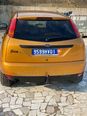 Ford Focus 1.6 1999 Doré