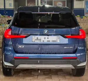 BMW X1 xDrive28i AWD 2024 Blue