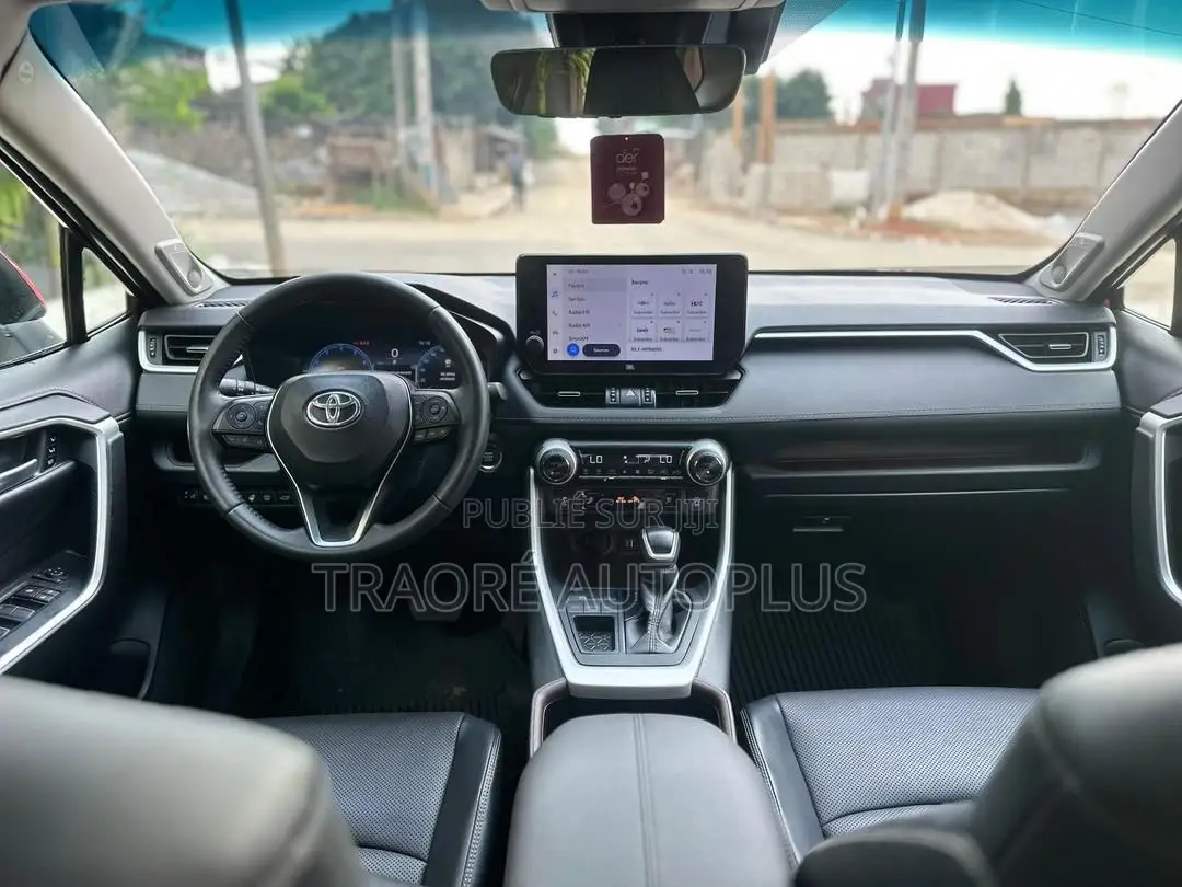 Toyota RAV4 Limited FWD 2024 Rouge