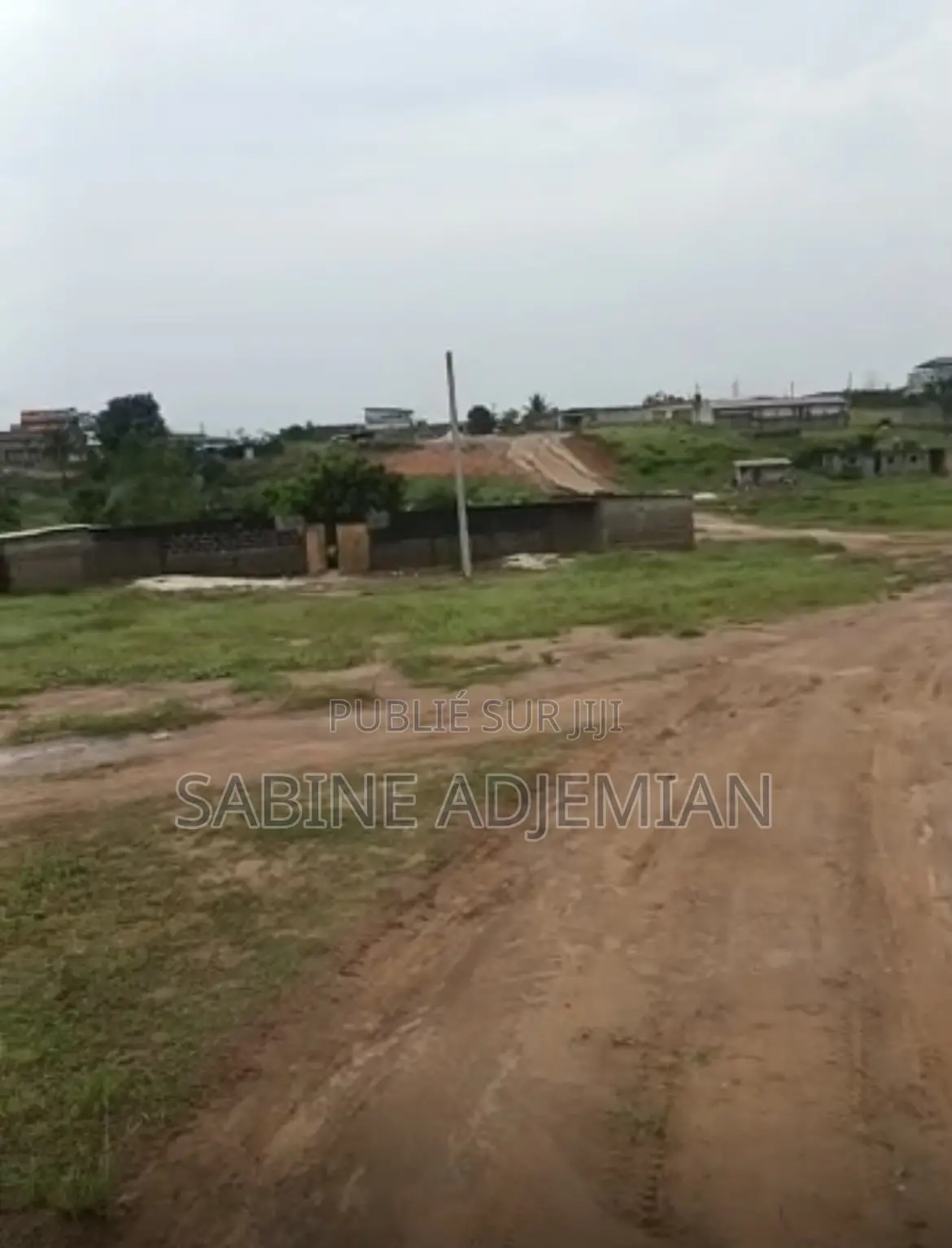 Terrain en Vente À Songon