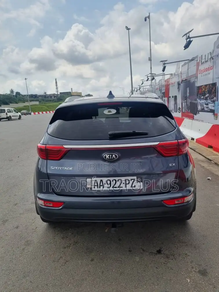 Kia Sportage EX 2021 Gris