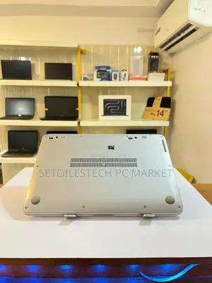 Ordinateur Portable HP EliteBook 1040 G3 8GB Intel Core I7 SSD 256GB