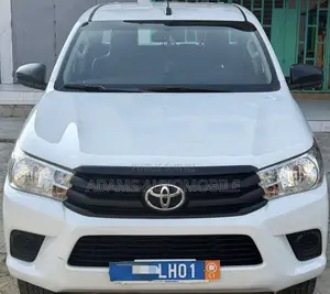 New Toyota Hilux 2023 Blanc