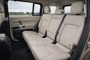 Land Rover Defender First Edition 2021 Marron