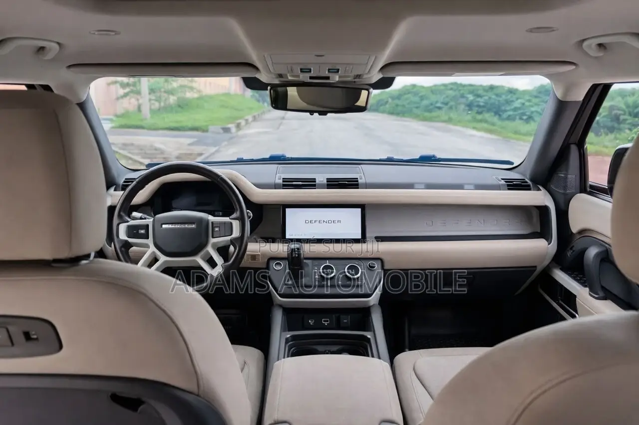 Land Rover Defender First Edition 2021 Marron