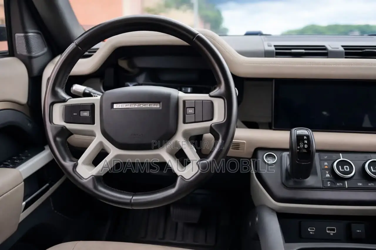 Land Rover Defender First Edition 2021 Marron