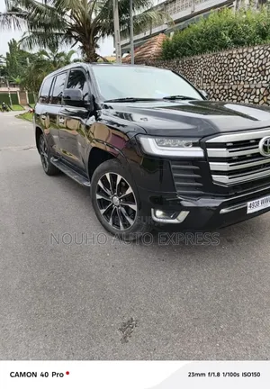 Toyota Land Cruiser Prado 2018 Black