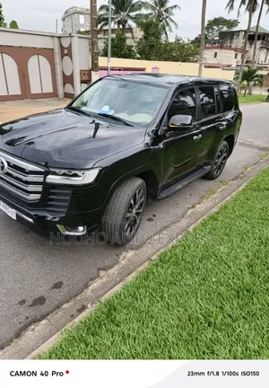 Toyota Land Cruiser Prado 2018 Black