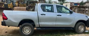 Toyota Hilux 2017 Gris