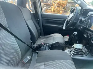 Toyota Hilux 2017 Gris