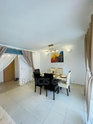 Furnished 3chbre Appartement dans Francis Gweh, Cocody à Louer
