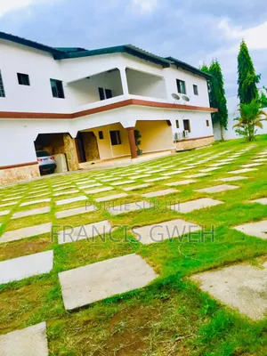 Furnished 4chbre Duplex dans Francis Gweh, Cocody à Louer