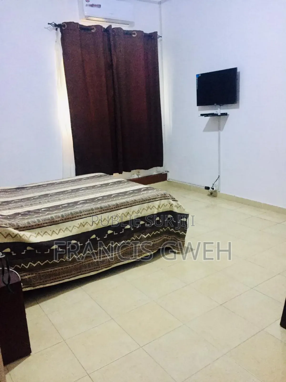 Furnished 4chbre Duplex dans Francis Gweh, Cocody à Louer