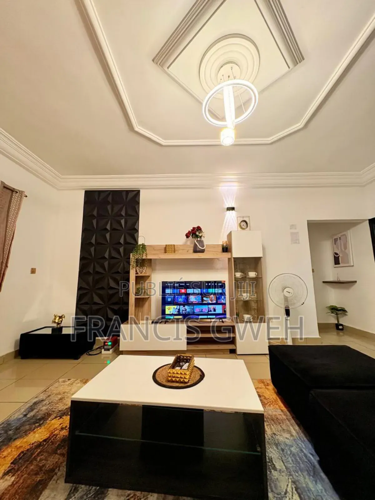 Furnished 1chbre Appartement dans Francis Gweh, Cocody à Louer