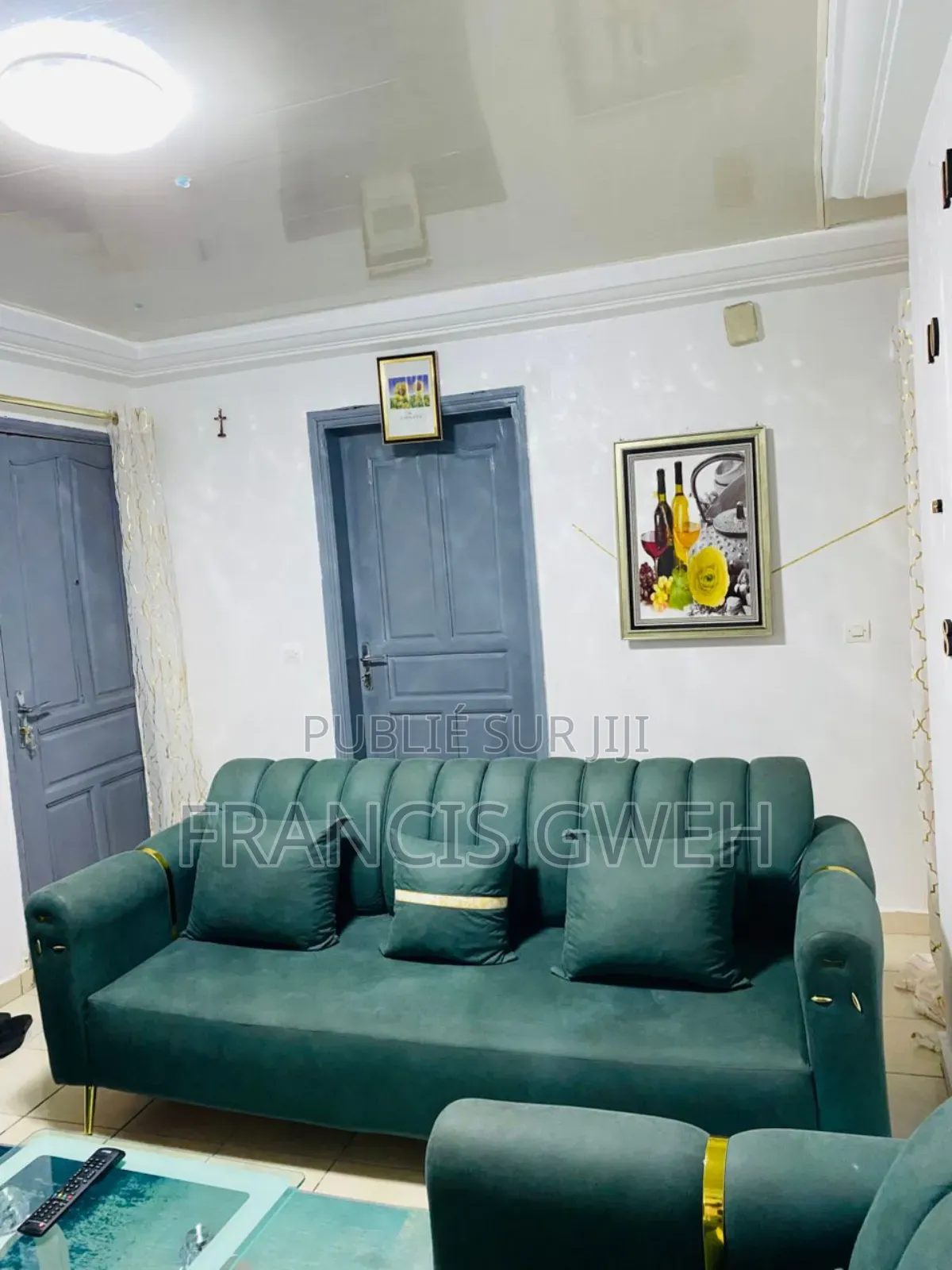 Furnished 1chbre Appartement dans Francis Gweh, Cocody à Louer