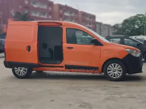 Renault Kangoo 2018 Orange