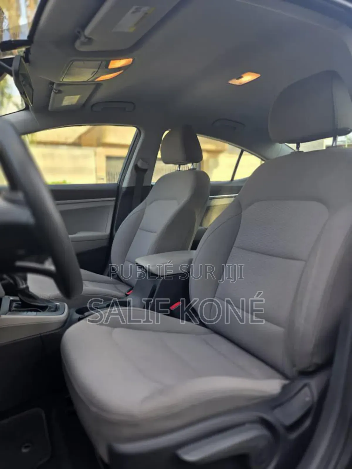 Hyundai Elantra 2020 Noir Mat