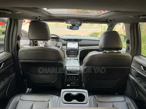 Jeep Cherokee 2023 Black