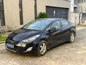 Hyundai Elantra 2012 Black