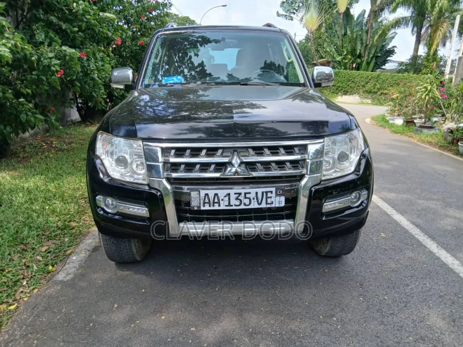 Mitsubishi Pajero 2020 Black