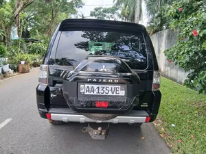 Mitsubishi Pajero 2020 Black
