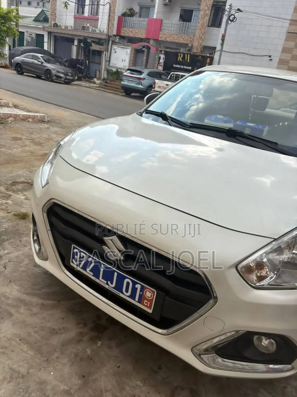 Suzuki Dzire 2023 Blanc