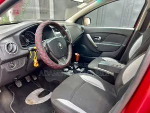 Renault Sandero 2018 Rouge