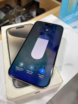 Apple iPhone 15 Pro 128 GB Argenté