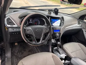 Hyundai Santa Fe 2018 Black