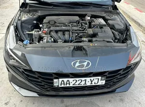 Hyundai Elantra 2022 Black