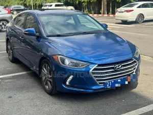 Hyundai Elantra 2017 Blue