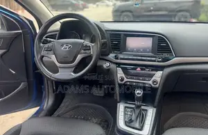 Hyundai Elantra 2017 Blue