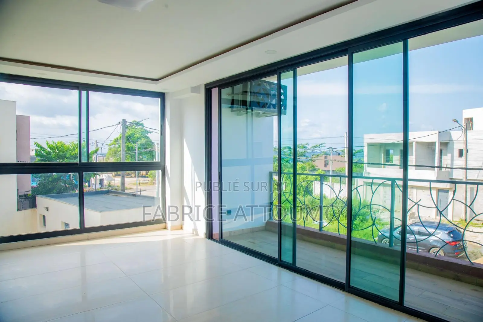 3chbre Appartement-terrasse dans Bingerville à Louer