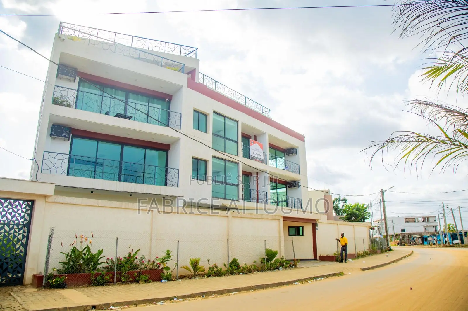 3chbre Appartement-terrasse dans Bingerville à Louer