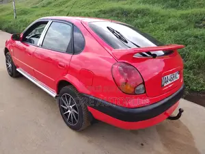 Toyota Corolla 1.4 Sedan 2002 Gris